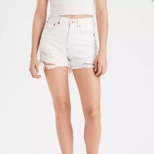 American Eagle White 90s Boyfriend Shorts